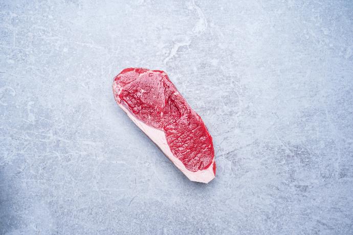 Kilcoy Striploin Grain Fed Beef Chilled 300G VP PCS