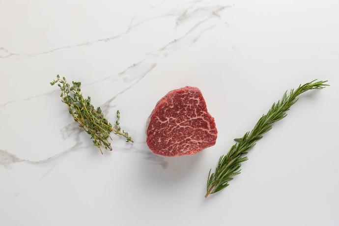 Carrara Beef Wagyu Tenderloin Chilled 250G VP PCS